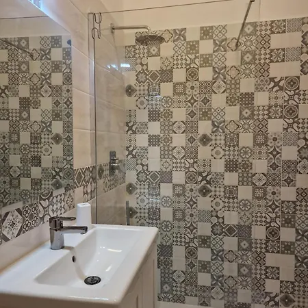Casina Valtellina * Rom